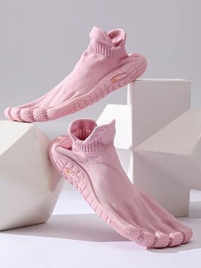 NEW GallonShark 5-Toe Sock Knit shoes Sz 8 / 40 New in Box pink ergonomic yoga
